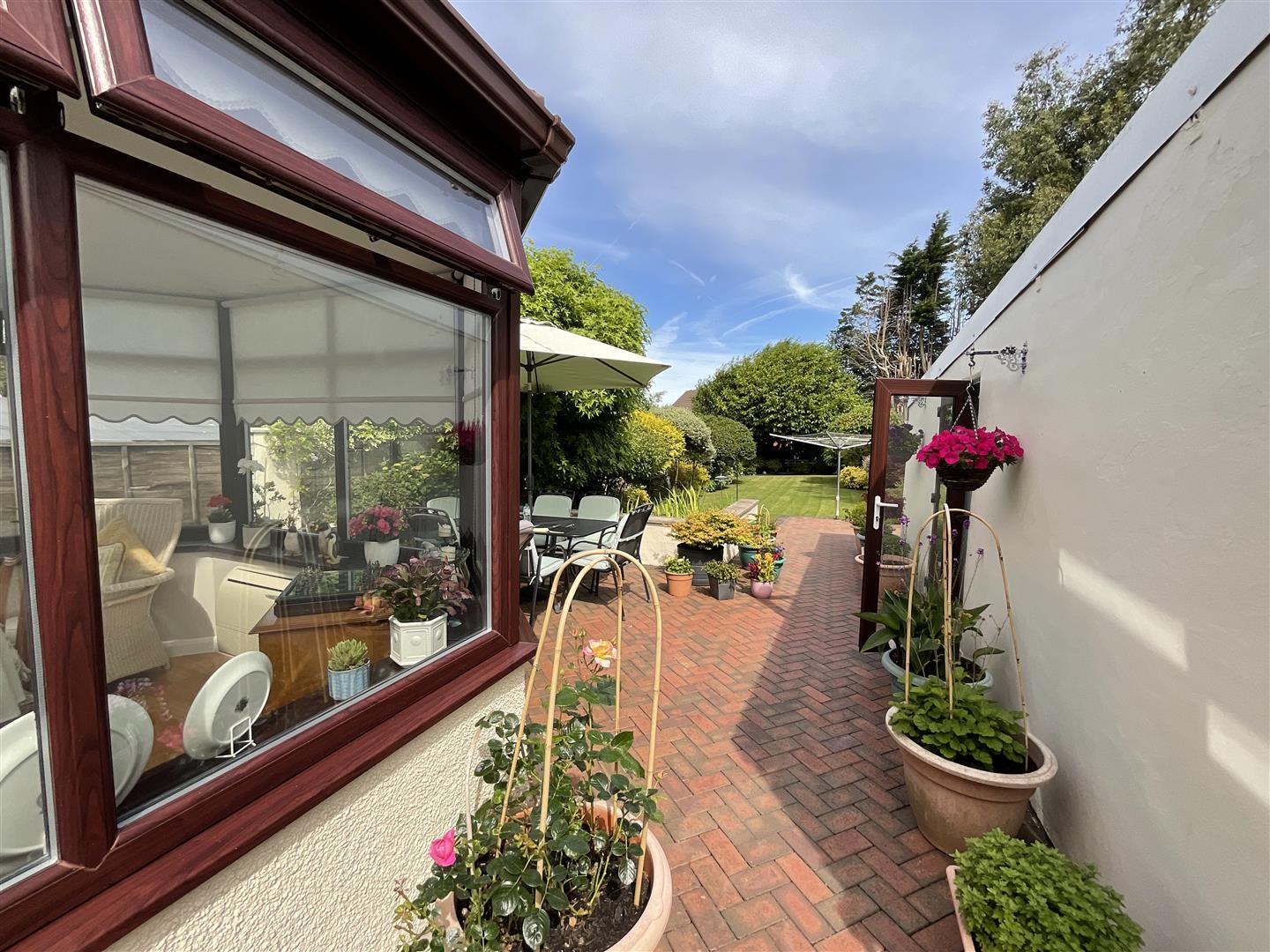 Penllwynrhodyn Road, Llanelli, Carms, SA14 9NL Property for Sale